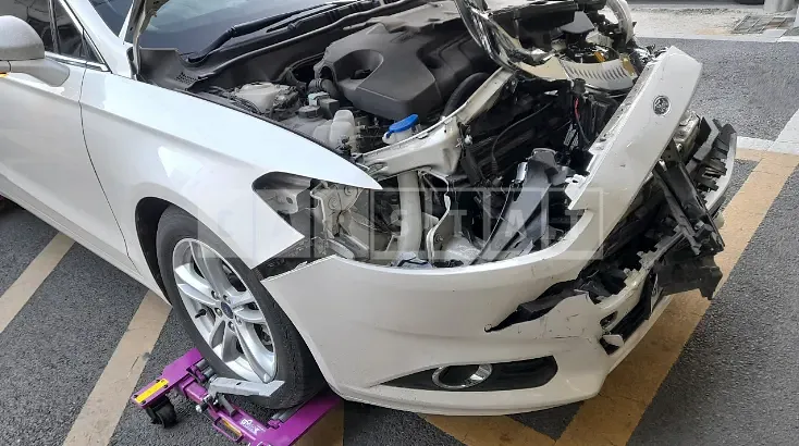 Photo 2 of 9: 2015 Ford Mondeo, VIN WF0DXXWPCFFK85366 — Korean insurance auction