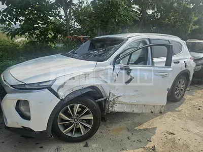 Photo 1 of 7: 2019 Hyundai Santa Fe, VIN KMHS281BBKU182203 — Korean insurance auction