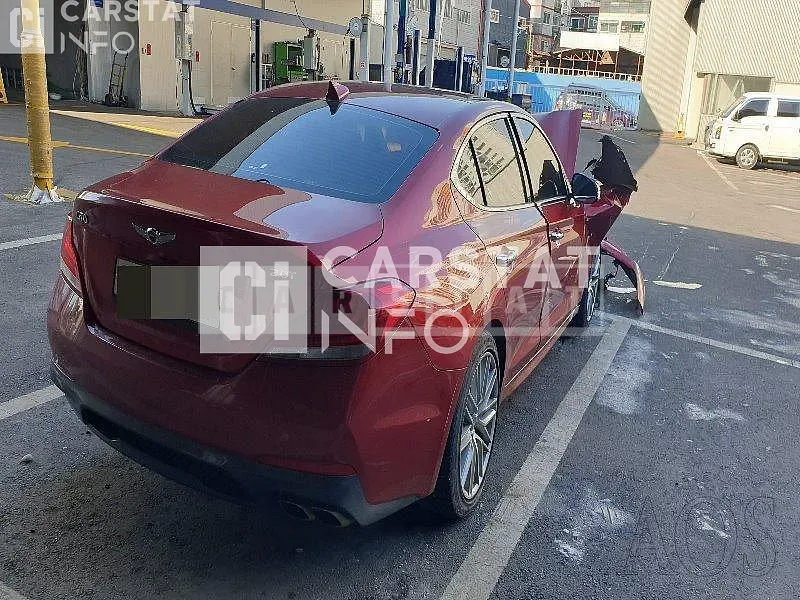 Photo 2 of 33: 2019 Genesis G70 2.0T — Korean insurance auction