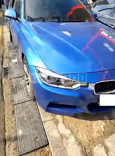 Photo 1 of 50: 2017 BMW 320i, VIN WBA8A9108HK882695 — Korean insurance auction