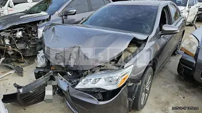 Photo 1 of 11: 2016 Toyota Camry — Korean insurance auction