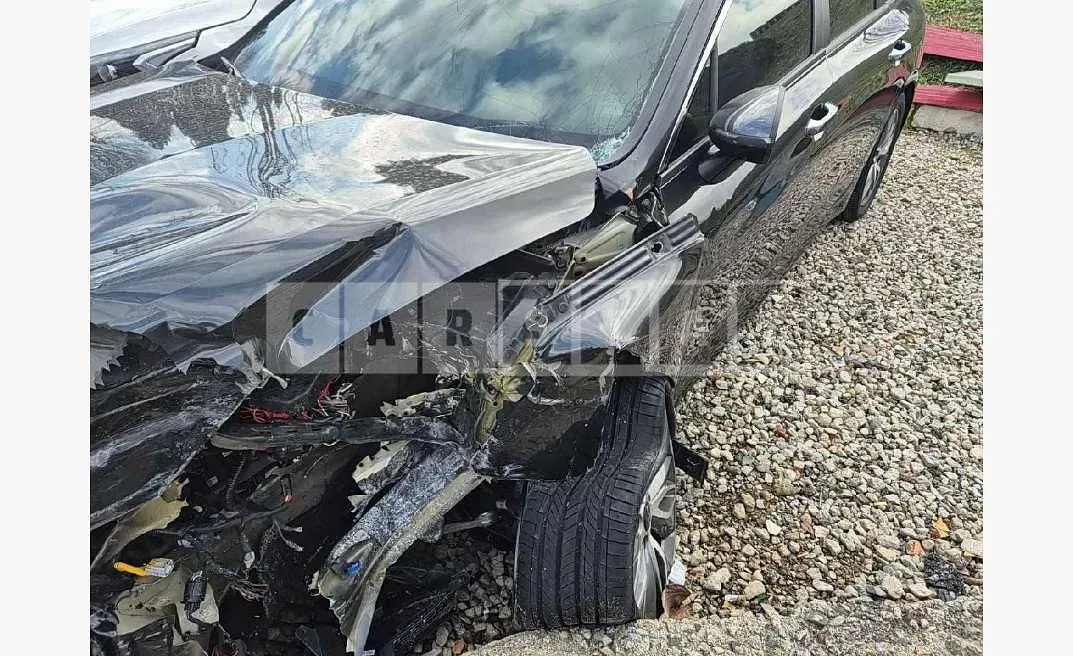 Photo 2 of 25: 2022 Kia K5 Hybrid — Korean insurance auction