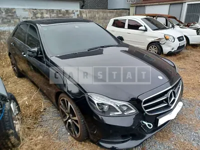Photo 1 of 6: 2015 Mercedes-Benz E220 BlueTec, VIN WDDHF0AB7FB163281 — Korean insurance auction