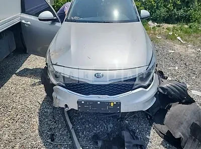 Photo 1 of 21: 2016 Kia K5 2.0(LPI), VIN KNAGU416BGA104869 — Korean insurance auction