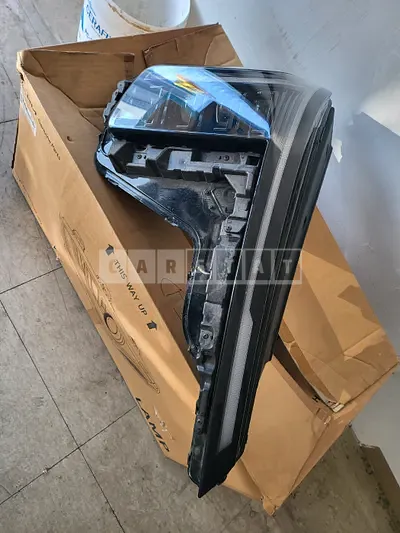 Photo 1 of 5: 2024 Kia (parts) Carnival Lights — Korean insurance auction