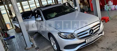 Photo 1 of 16: 2017 Mercedes-Benz E220d, VIN WDDZF0EB7HA181724 — Korean insurance auction