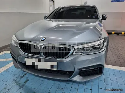 Photo 1 of 27: 2017 BMW 530i xDrive, VIN WBAJD9104HWC10654 — Korean insurance auction