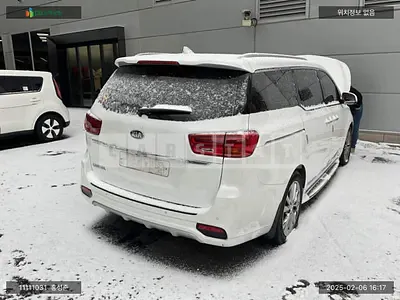 Photo 1 of 13: 2018 Kia Carnival, VIN KNAME811BKS522181 — Korean insurance auction