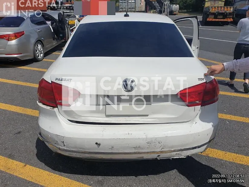 Photo 2 of 9: 2014 Volkswagen Passat 2.0 TDI — Korean insurance auction