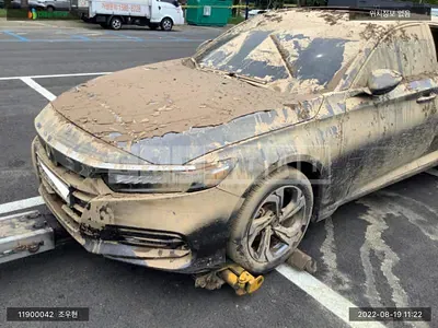 Photo 1 of 8: 2019 Honda Accord 1.5 Turbo, VIN 1HGCV1650KA510632 — Korean insurance auction