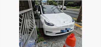 Photo 1 of 46: 2025 Tesla Model Y RWD — Korean insurance auction