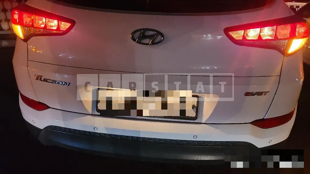 Photo 2 of 19: 2015 Hyundai Tucson TL 1.7, VIN KMHJ3815GGU008295 — Korean insurance auction