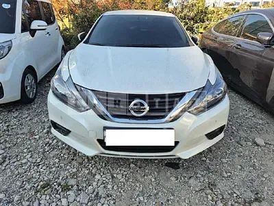 Photo 1 of 12: 2017 Nissan Altima 2.5, VIN 1N4AL3AP5HC153689 — Korean insurance auction
