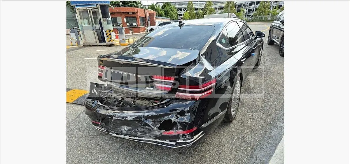 Photo 2 of 9: 2024 Genesis New G80 2.5T AWD — Korean insurance auction