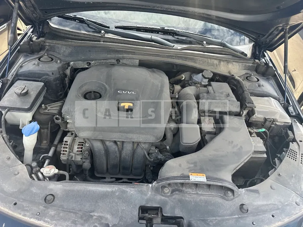 Photo 2 of 8: 2019 Kia K5 2.0 — Korean insurance auction