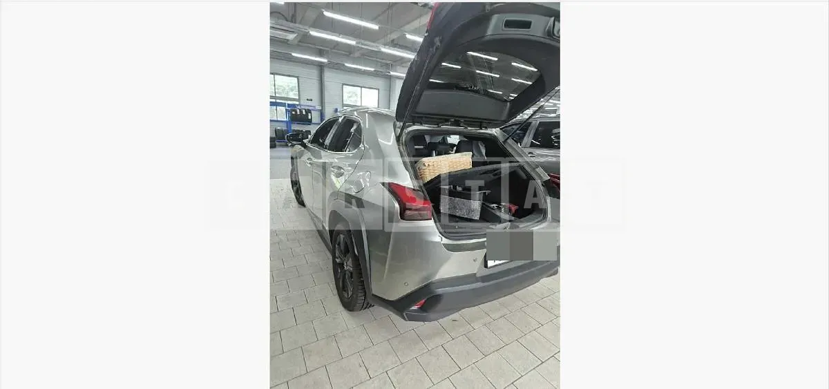 Photo 2 of 34: 2020 Lexus UX250h 2WD — Korean insurance auction