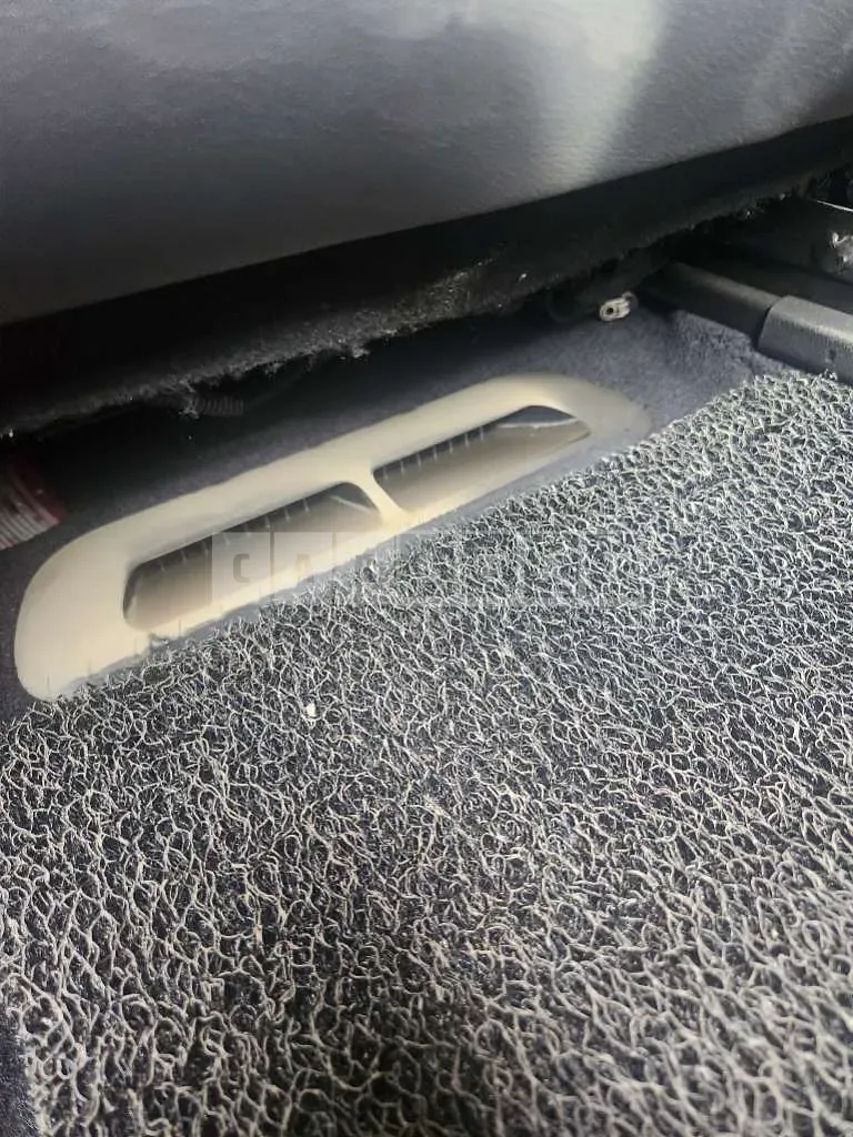 Photo 2 of 5: 2015 Genesis 3.8 — Korean insurance auction