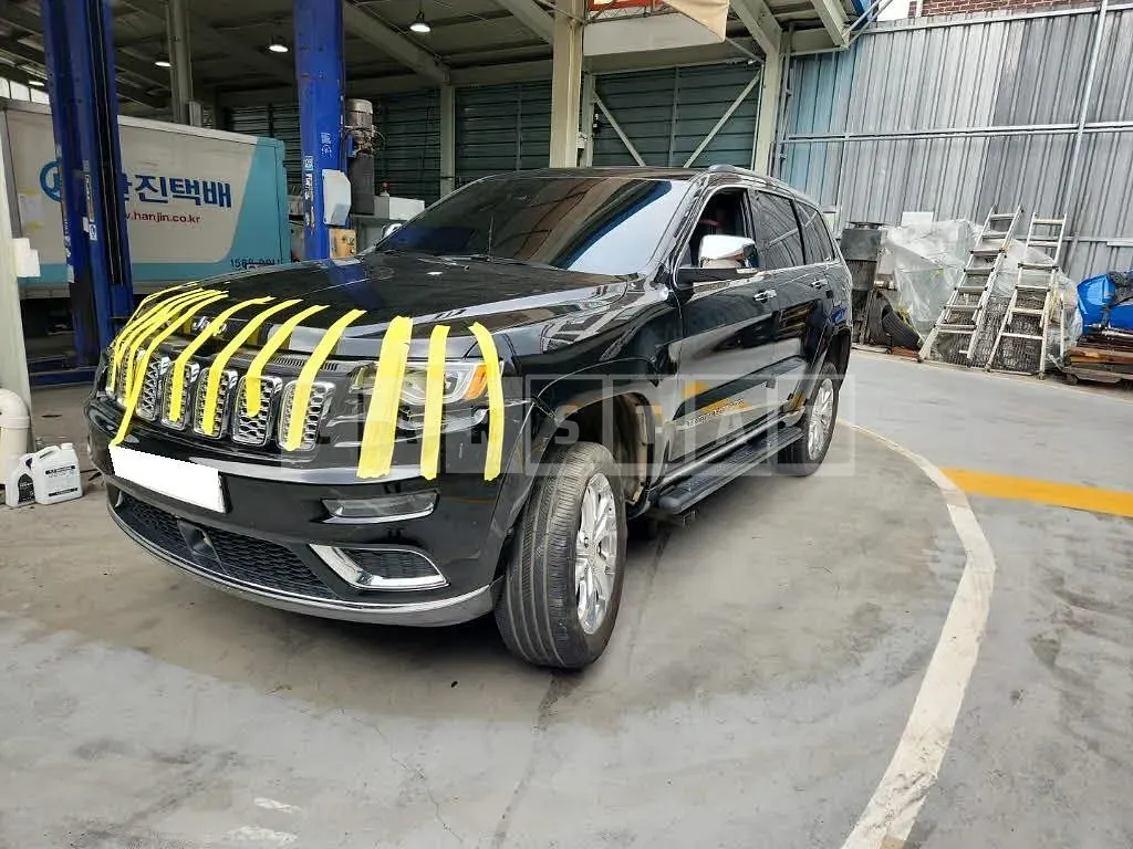 Photo 2 of 27: 2020 Jeep Grand Cherokee, VIN 1C4RJFJG7MC529565 — Korean insurance auction