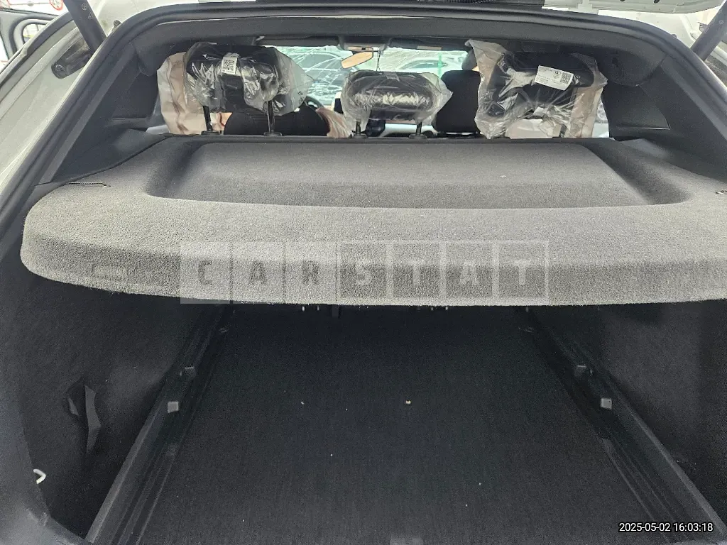 Photo 2 of 16: 2023 Volkswagen ID.4 Pro — Korean insurance auction