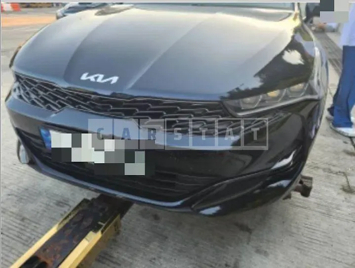 Photo 2 of 10: 2021 Kia K5 1.6 — Korean insurance auction