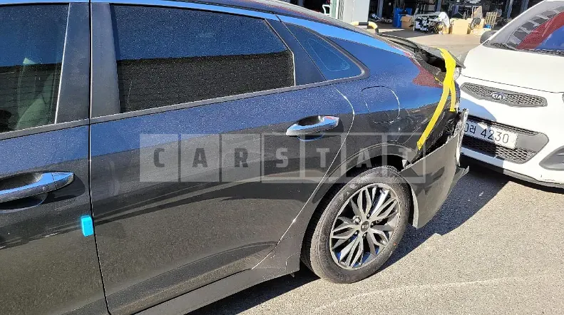 Photo 2 of 19: 2020 Kia K5, VIN KNAG741BBLA055220 — Korean insurance auction