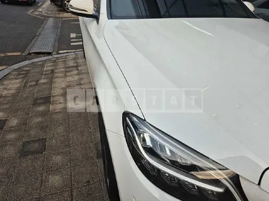Photo 2 of 14: 2019 Mercedes-Benz C220 d, VIN WDDWF1EB9KR523398 — Korean insurance auction