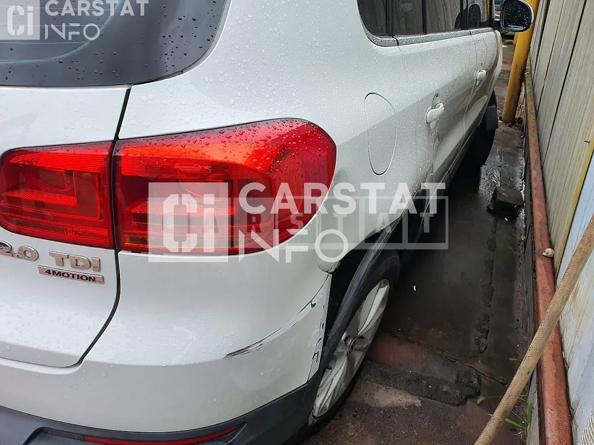 Photo 2 of 8: 2015 Volkswagen Tiguan 2.0 TDI Blue Motion, VIN WVGZZZ5NZFW572263 — Korean insurance auction
