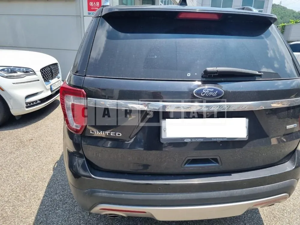 Photo 2 of 12: 2017 Ford Explorer 2.3 AWD, VIN 1FM5K8FH7HGB48088 — Korean insurance auction