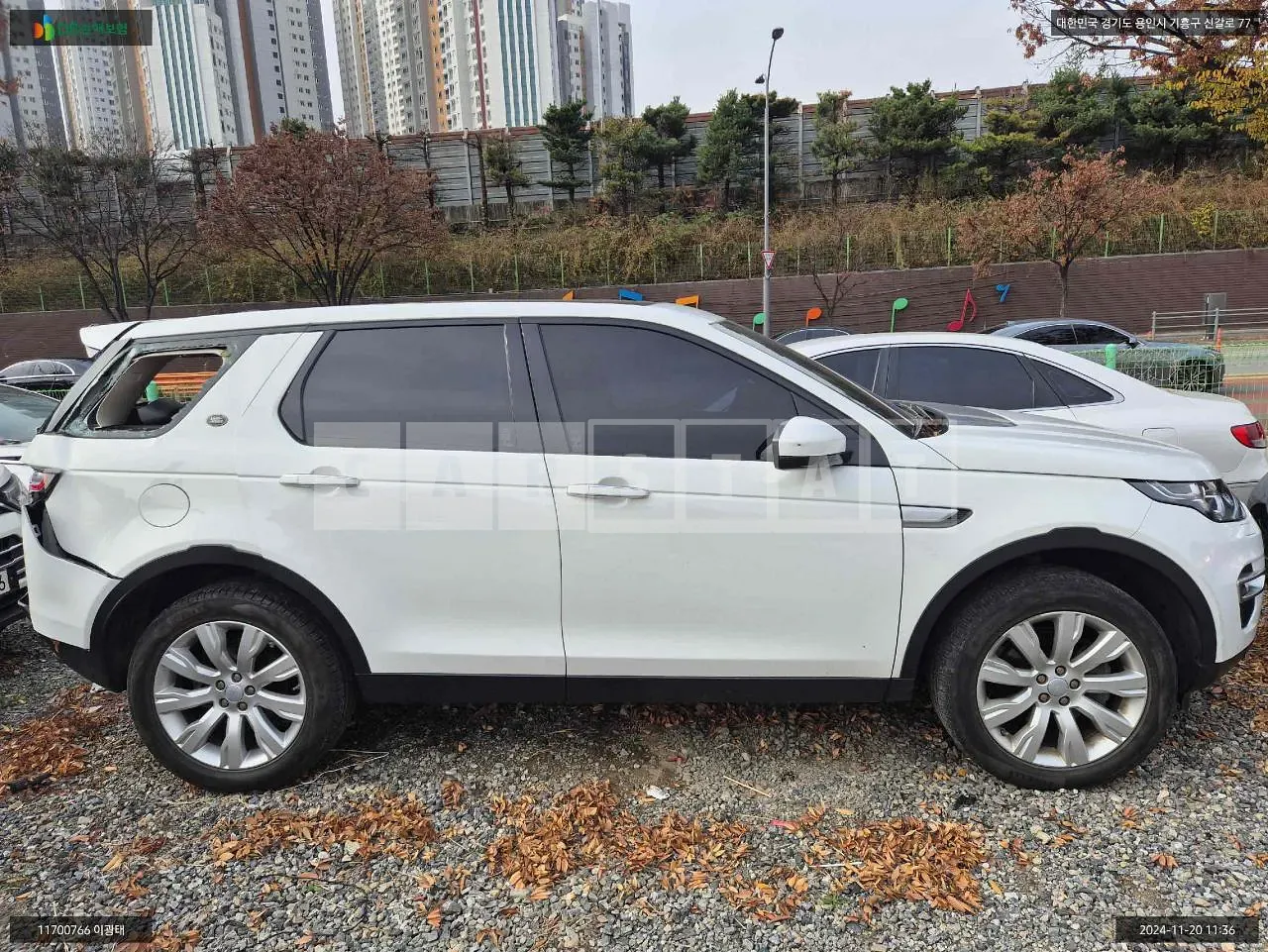 Photo 2 of 11: 2016 Land Rover Discovery Sport 2.0d, VIN SALCA2BN2GH574537 — Korean insurance auction