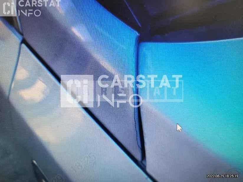 Photo 2 of 6: 2015 Kia K5 2.0 — Korean insurance auction