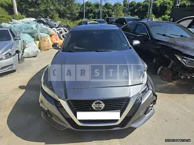 Photo 1 of 16: 2019 Nissan Altima 2.5 — Korean insurance auction