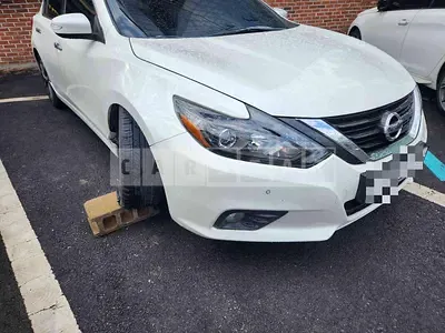 Photo 1 of 26: 2017 Nissan Altima 2.5 — Korean insurance auction