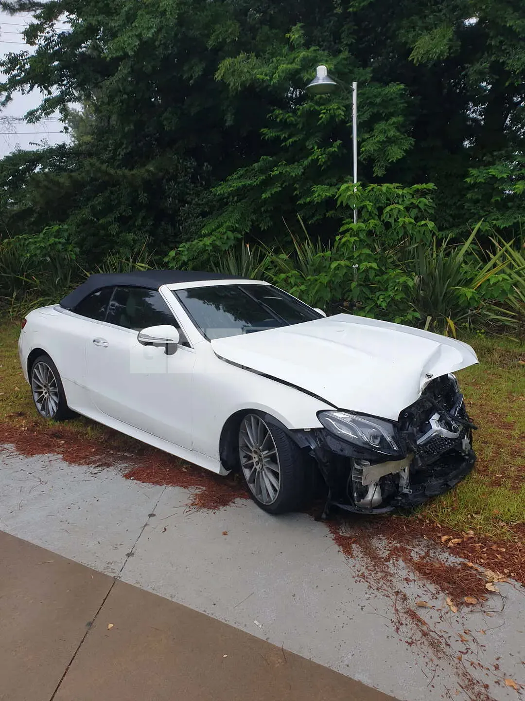 Photo 2 of 3: 2018 Mercedes-Benz E400 Cabriolet — Korean insurance auction