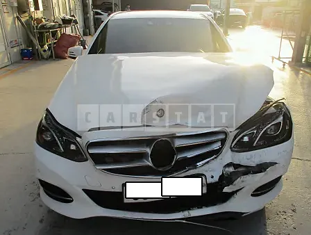 Photo 2 of 19: 2016 Mercedes-Benz E250 BlueTec 4Matic, VIN WDDHF9HB4GB317201 — Korean insurance auction