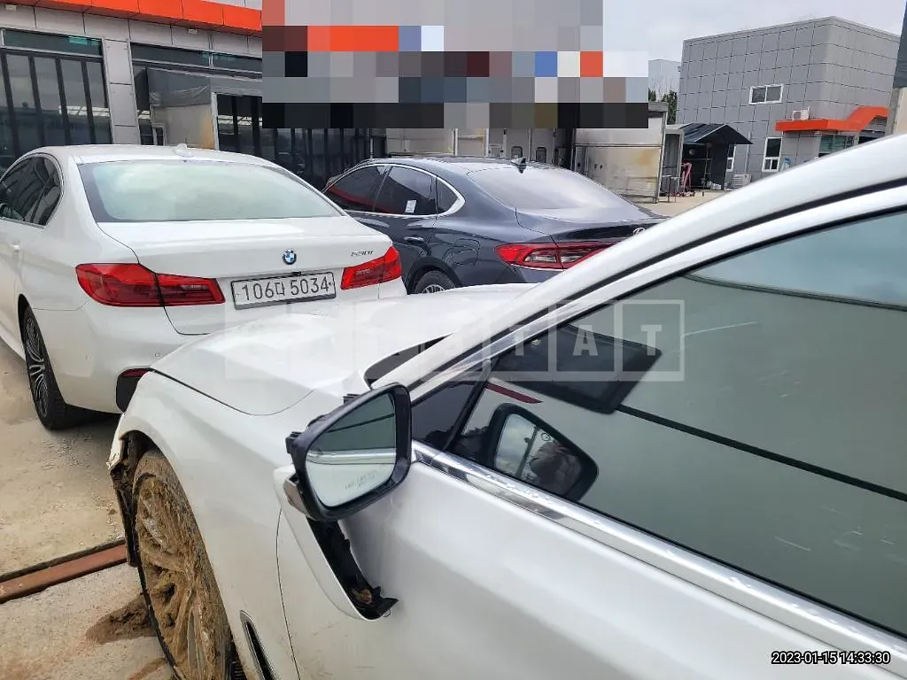 Photo 2 of 27: 2017 BMW 750Li xDrive, VIN WBA7F2100GG382262 — Korean insurance auction