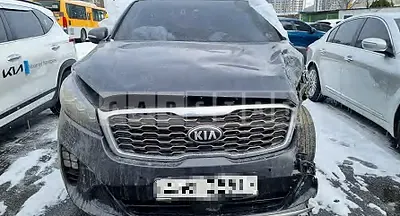 Photo 1 of 32: 2020 Kia Sorento, VIN KNAPS811DLA583152 — Korean insurance auction