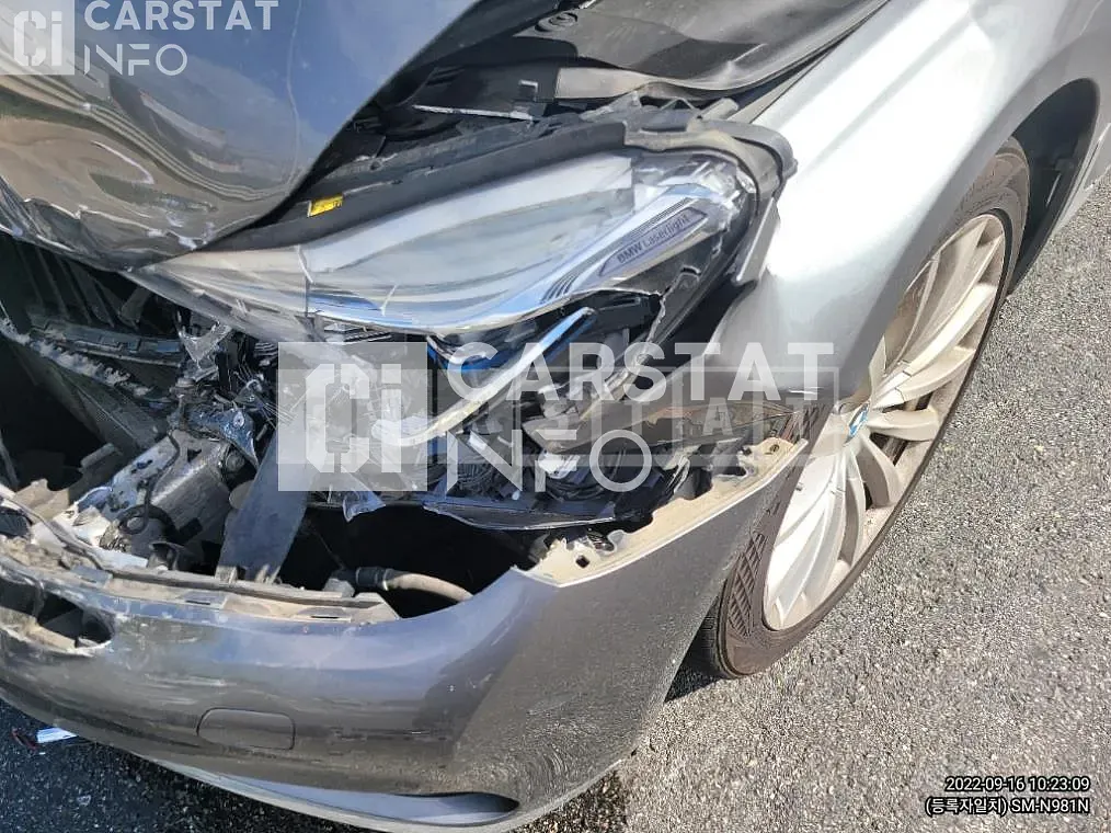 Photo 2 of 5: 2016 BMW 730Ld xDrive, VIN WBA7G6102GG679540 — Korean insurance auction