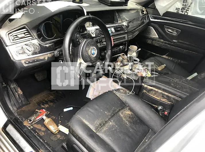 Photo 2 of 3: 2016 BMW 520d, VIN WBA5E5103GG206284 — Korean insurance auction