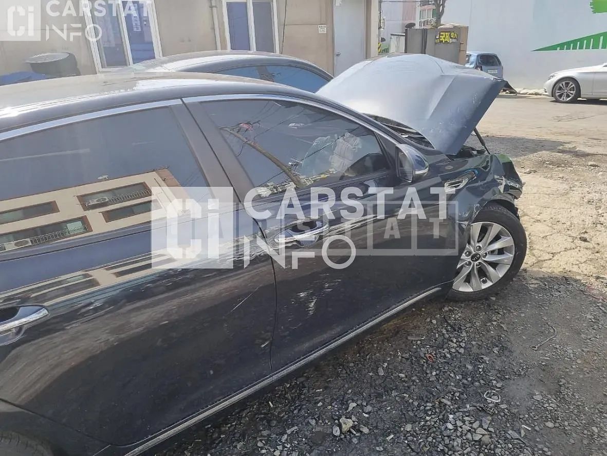Photo 2 of 26: 2016 Kia K5, VIN KNAGU416BGA081875 — Korean insurance auction