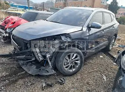 Photo 1 of 14: 2018 Hyundai Tucson, VIN KMHJ3815GJU654048 — Korean insurance auction