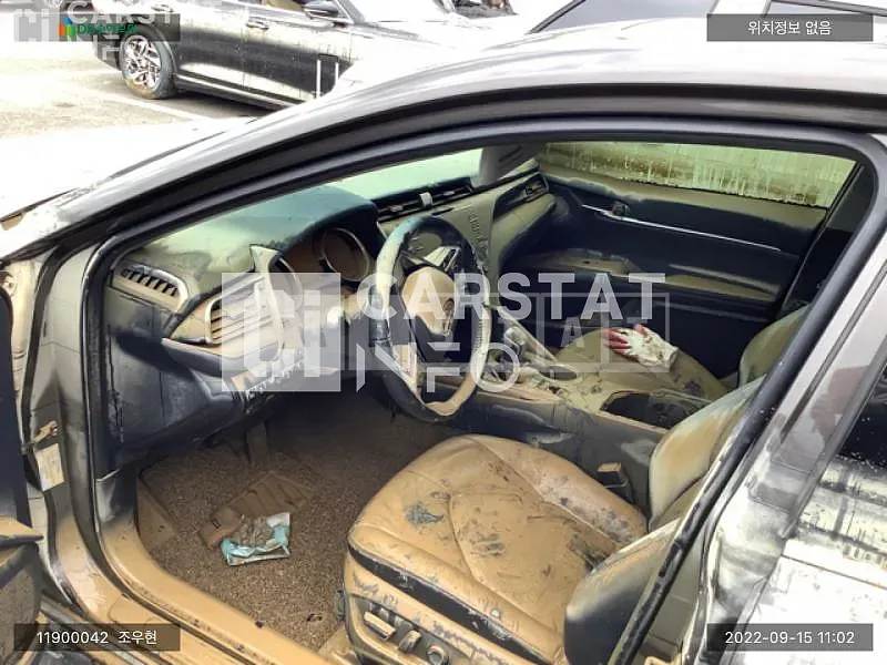Photo 2 of 6: 2018 Toyota Camry Hybrid, VIN JTNB21HK9K3014880 — Korean insurance auction