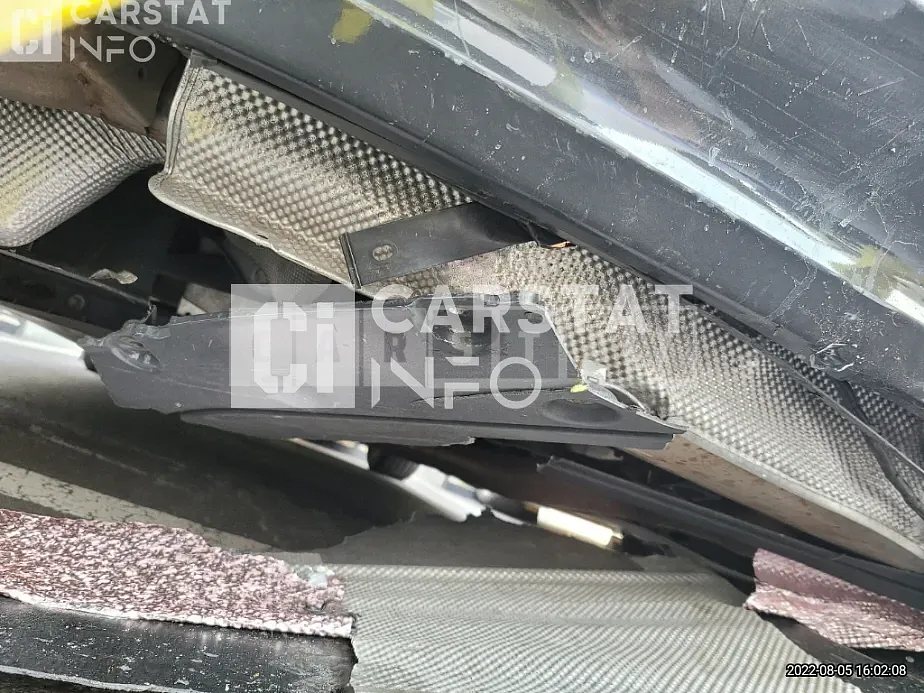 Photo 2 of 30: 2018 BMW 520d, VIN WBAJC3107JDA33597 — Korean insurance auction