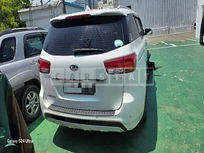 Photo 1 of 20: 2015 Kia Carnivals — Korean insurance auction