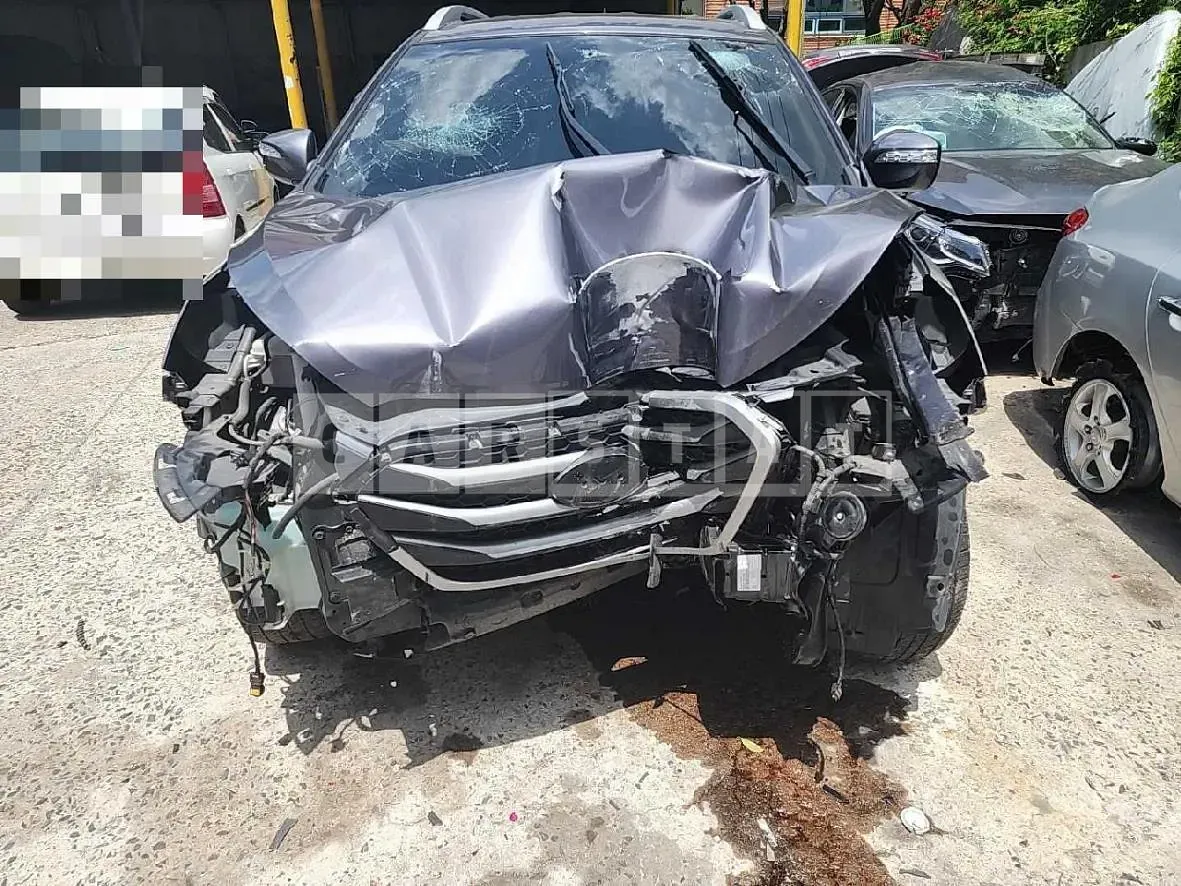 Photo 2 of 17: 2014 Hyundai Tucson, VIN KMHJT81VBFU037828 — Korean insurance auction