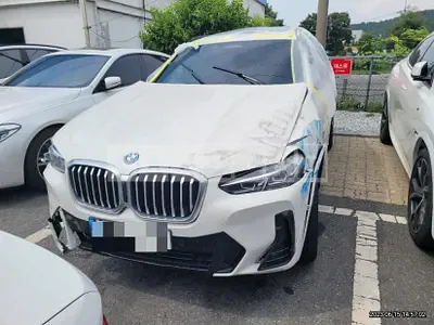Photo 1 of 22: 2022 BMW X3 xDrive30e — Korean insurance auction