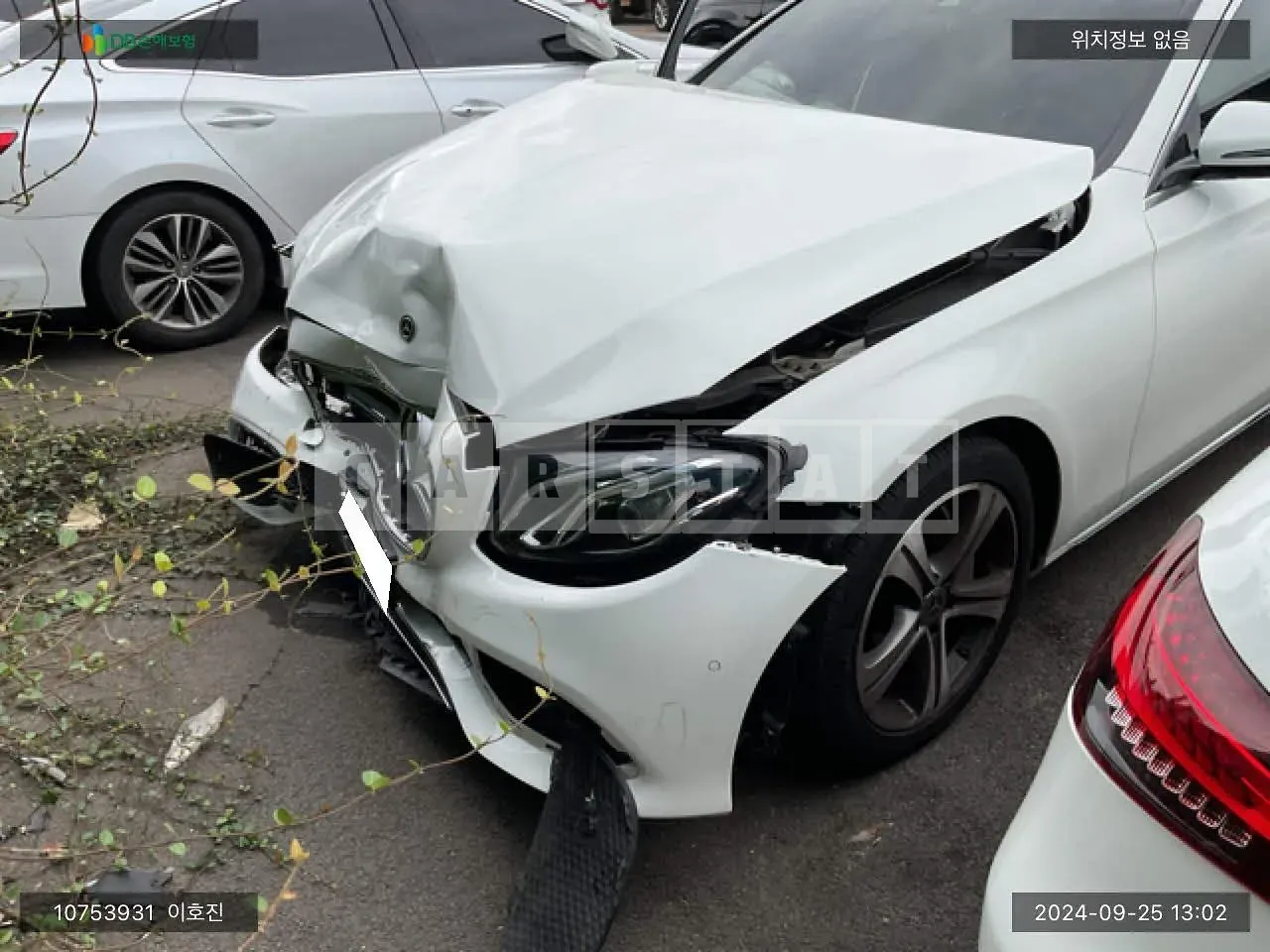 Photo 2 of 12: 2019 Mercedes-Benz E300, VIN WDDZF4JB3KA601953 — Korean insurance auction