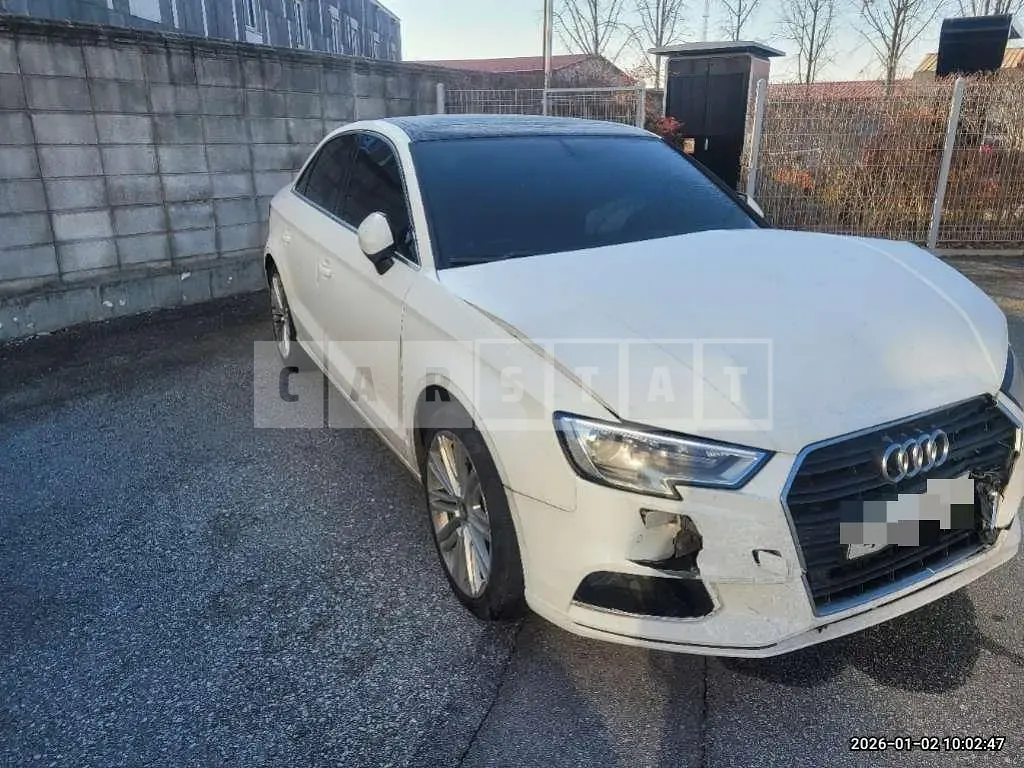 Photo 2 of 41: 2018 Audi A3 40 TFSI — Korean insurance auction