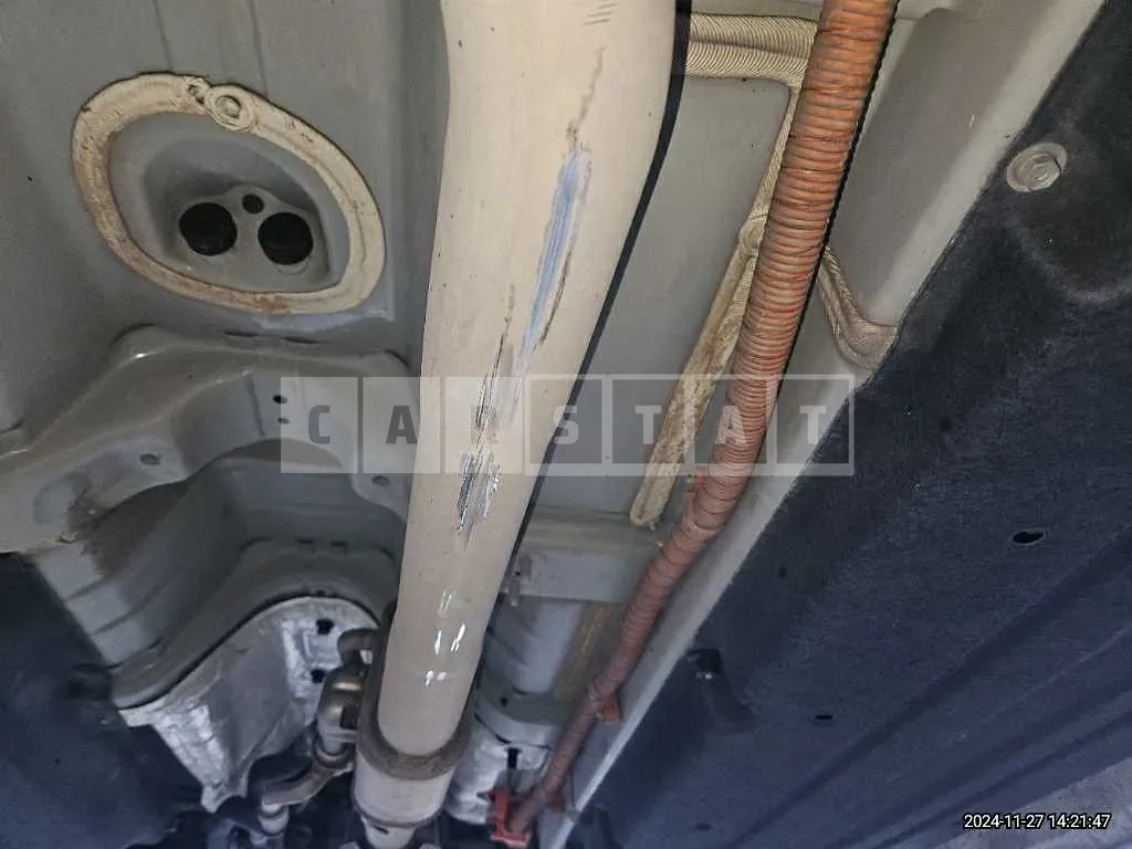 Photo 2 of 47: 2021 Hyundai Tucson, VIN KMHJE811BMU006491 — Korean insurance auction