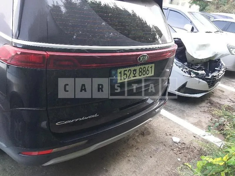 Photo 2 of 50: 2021 Kia Carnival, VIN KNANB81BBMS028316 — Korean insurance auction