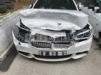 Photo 1 of 6: 2016 BMW 520d, VIN WBA5E510XGG204841 — Korean insurance auction